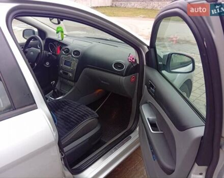 Сірий Форд Фокус, об'ємом двигуна 1.6 л та пробігом 222 тис. км за 5500 $, фото 6 на Automoto.ua