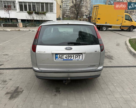 Серый Форд Фокус, объемом двигателя 1.6 л и пробегом 270 тыс. км за 3500 $, фото 4 на Automoto.ua