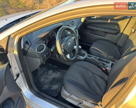 Серый Форд Фокус, объемом двигателя 1.6 л и пробегом 202 тыс. км за 4999 $, фото 7 на Automoto.ua