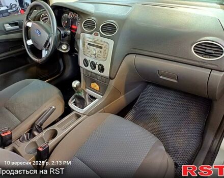 Серый Форд Фокус, объемом двигателя 1.6 л и пробегом 240 тыс. км за 4444 $, фото 1 на Automoto.ua