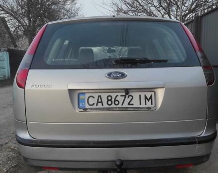 Серый Форд Фокус, объемом двигателя 1.6 л и пробегом 250 тыс. км за 4800 $, фото 1 на Automoto.ua