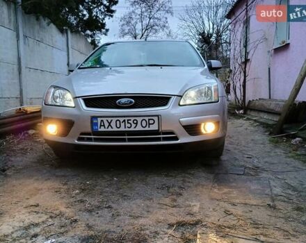 Сірий Форд Фокус, об'ємом двигуна 1.6 л та пробігом 255 тис. км за 4800 $, фото 1 на Automoto.ua