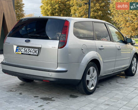 Серый Форд Фокус, объемом двигателя 1.6 л и пробегом 249 тыс. км за 3599 $, фото 4 на Automoto.ua