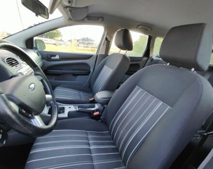 Серый Форд Фокус, объемом двигателя 1.8 л и пробегом 177 тыс. км за 5550 $, фото 5 на Automoto.ua