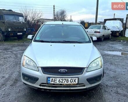 Серый Форд Фокус, объемом двигателя 1.6 л и пробегом 247 тыс. км за 5000 $, фото 6 на Automoto.ua