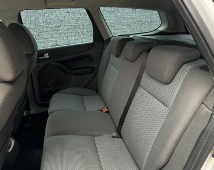 Форд Фокус 2007 в Луцке на Automoto.ua Серый Форд Фокус, объемом двигателя 1.6 л и пробегом 250 тыс. км за 3699 $, фото 12 на Automoto.ua