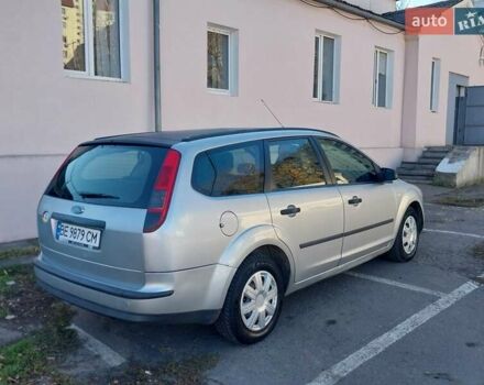 Серый Форд Фокус, объемом двигателя 1.6 л и пробегом 211 тыс. км за 3600 $, фото 2 на Automoto.ua