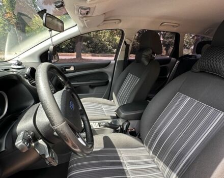 Сірий Форд Фокус, об'ємом двигуна 1.8 л та пробігом 240 тис. км за 5900 $, фото 13 на Automoto.ua