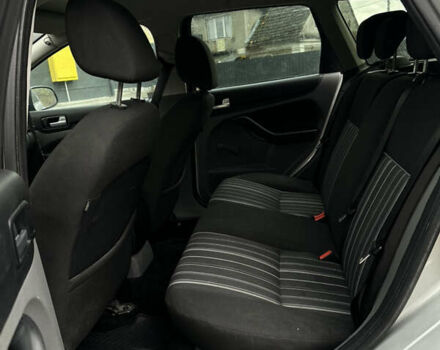 Форд Фокус 2007 в Кременце на Automoto.ua Серый Форд Фокус, объемом двигателя 1.56 л и пробегом 238 тыс. км за 4950 $, фото 14 на Automoto.ua