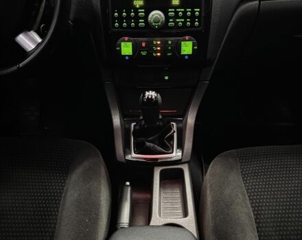 Серый Форд Фокус, объемом двигателя 0 л и пробегом 158 тыс. км за 5700 $, фото 4 на Automoto.ua