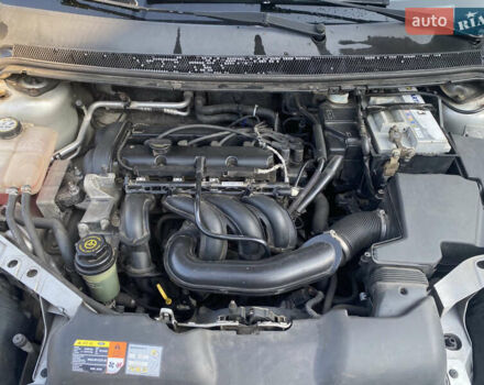 Серый Форд Фокус, объемом двигателя 1.6 л и пробегом 224 тыс. км за 4950 $, фото 17 на Automoto.ua