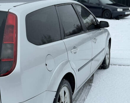 Серый Форд Фокус, объемом двигателя 1.6 л и пробегом 290 тыс. км за 3600 $, фото 4 на Automoto.ua