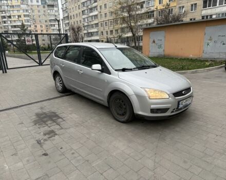 Серый Форд Фокус, объемом двигателя 1.6 л и пробегом 270 тыс. км за 3500 $, фото 2 на Automoto.ua