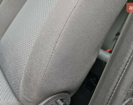 Серый Форд Фокус, объемом двигателя 1.6 л и пробегом 214 тыс. км за 5550 $, фото 31 на Automoto.ua