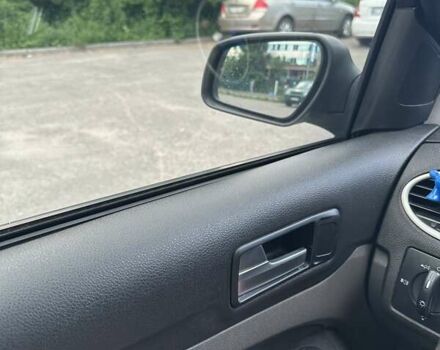 Сірий Форд Фокус, об'ємом двигуна 1.6 л та пробігом 205 тис. км за 5500 $, фото 13 на Automoto.ua