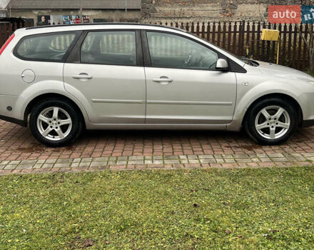 Сірий Форд Фокус, об'ємом двигуна 1.6 л та пробігом 255 тис. км за 4750 $, фото 7 на Automoto.ua