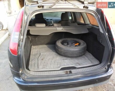 Сірий Форд Фокус, об'ємом двигуна 1.6 л та пробігом 238 тис. км за 5500 $, фото 5 на Automoto.ua