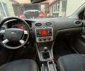 Сірий Форд Фокус, об'ємом двигуна 1.6 л та пробігом 321 тис. км за 4750 $, фото 8 на Automoto.ua