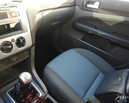 Форд Фокус 2007 в Луцке на Automoto.ua Серый Форд Фокус, объемом двигателя 1.6 л и пробегом 220 тыс. км за 5500 $, фото 2 на Automoto.ua