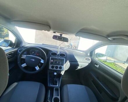 Серый Форд Фокус, объемом двигателя 1.6 л и пробегом 338 тыс. км за 4200 $, фото 6 на Automoto.ua