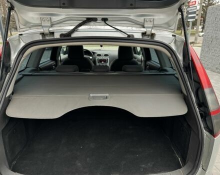 Форд Фокус 2007 в Луцке на Automoto.ua Серый Форд Фокус, объемом двигателя 1.6 л и пробегом 250 тыс. км за 3699 $, фото 13 на Automoto.ua