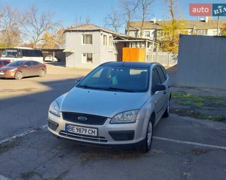 Серый Форд Фокус, объемом двигателя 1.6 л и пробегом 211 тыс. км за 3600 $, фото 1 на Automoto.ua