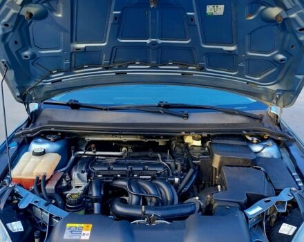 Сірий Форд Фокус, об'ємом двигуна 1.6 л та пробігом 190 тис. км за 4800 $, фото 6 на Automoto.ua