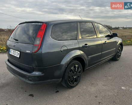 Серый Форд Фокус, объемом двигателя 1.8 л и пробегом 380 тыс. км за 2999 $, фото 7 на Automoto.ua