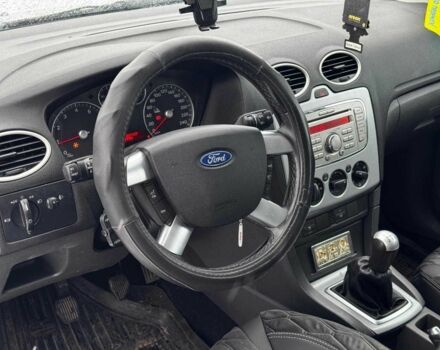 Сірий Форд Фокус, об'ємом двигуна 1.6 л та пробігом 260 тис. км за 4890 $, фото 10 на Automoto.ua