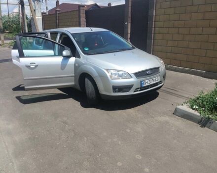 Сірий Форд Фокус, об'ємом двигуна 1.6 л та пробігом 208 тис. км за 4900 $, фото 2 на Automoto.ua