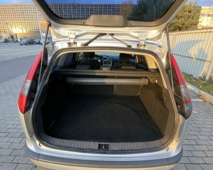 Серый Форд Фокус, объемом двигателя 1.6 л и пробегом 197 тыс. км за 4200 $, фото 18 на Automoto.ua