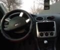 Серый Форд Фокус, объемом двигателя 1.6 л и пробегом 250 тыс. км за 4800 $, фото 5 на Automoto.ua