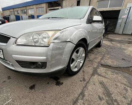 Серый Форд Фокус, объемом двигателя 1.6 л и пробегом 257 тыс. км за 4200 $, фото 1 на Automoto.ua