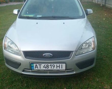 Серый Форд Фокус, объемом двигателя 1.6 л и пробегом 193 тыс. км за 5400 $, фото 7 на Automoto.ua