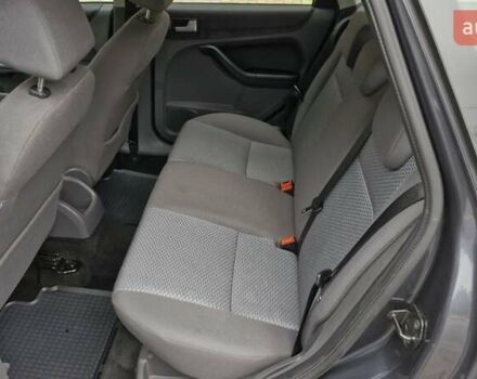 Серый Форд Фокус, объемом двигателя 1.6 л и пробегом 214 тыс. км за 5550 $, фото 41 на Automoto.ua