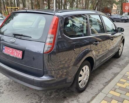 Серый Форд Фокус, объемом двигателя 1.6 л и пробегом 214 тыс. км за 5550 $, фото 2 на Automoto.ua