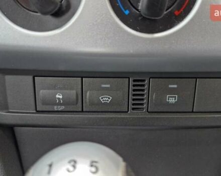 Серый Форд Фокус, объемом двигателя 1.6 л и пробегом 214 тыс. км за 5550 $, фото 68 на Automoto.ua