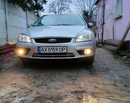 Серый Форд Фокус, объемом двигателя 1.6 л и пробегом 255 тыс. км за 4800 $, фото 1 на Automoto.ua
