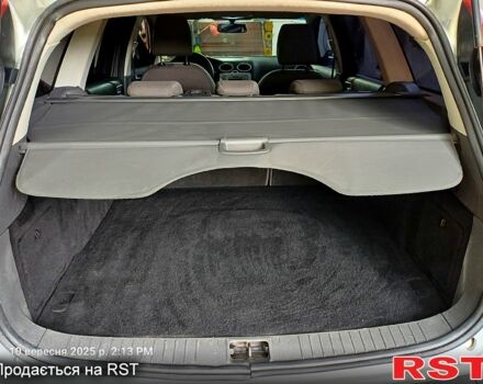 Серый Форд Фокус, объемом двигателя 1.6 л и пробегом 240 тыс. км за 4444 $, фото 2 на Automoto.ua