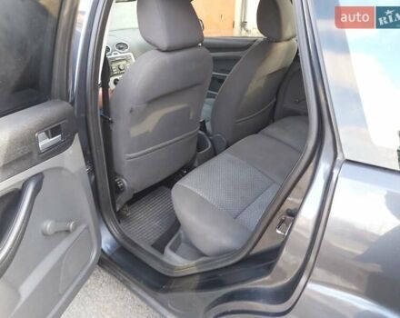 Сірий Форд Фокус, об'ємом двигуна 1.6 л та пробігом 238 тис. км за 5500 $, фото 2 на Automoto.ua