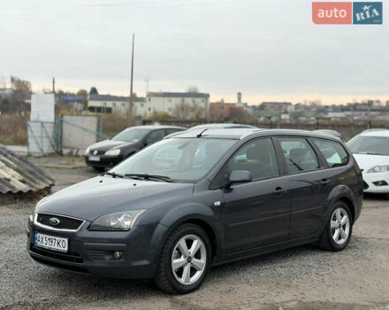 Сірий Форд Фокус, об'ємом двигуна 1.8 л та пробігом 200 тис. км за 4200 $, фото 1 на Automoto.ua