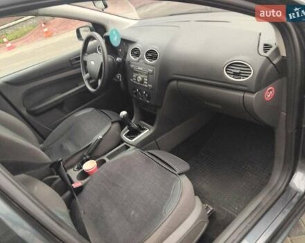 Форд Фокус 2007 в Василькове на Automoto.ua Серый Форд Фокус, объемом двигателя 1.8 л и пробегом 413 тыс. км за 2300 $, фото 6 на Automoto.ua