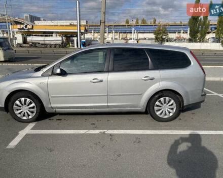 Серый Форд Фокус, объемом двигателя 1.6 л и пробегом 224 тыс. км за 4950 $, фото 8 на Automoto.ua