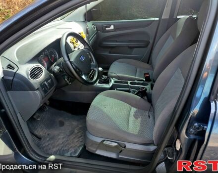 Серый Форд Фокус, объемом двигателя 1.6 л и пробегом 258 тыс. км за 4500 $, фото 7 на Automoto.ua