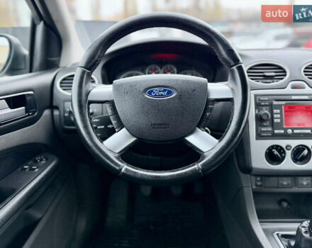 Сірий Форд Фокус, об'ємом двигуна 1.8 л та пробігом 200 тис. км за 4200 $, фото 47 на Automoto.ua