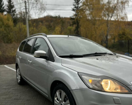 Форд Фокус 2007 в Кременце на Automoto.ua Серый Форд Фокус, объемом двигателя 1.56 л и пробегом 238 тыс. км за 4950 $, фото 10 на Automoto.ua