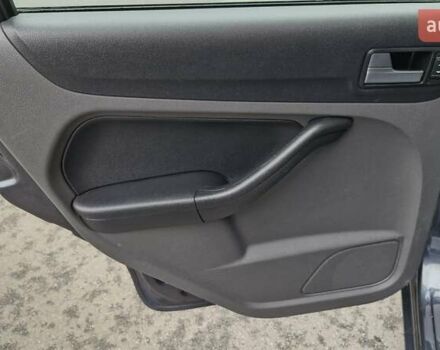 Серый Форд Фокус, объемом двигателя 1.6 л и пробегом 214 тыс. км за 5550 $, фото 34 на Automoto.ua