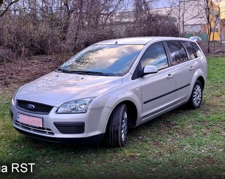 Серый Форд Фокус, объемом двигателя 16 л и пробегом 223 тыс. км за 4510 $, фото 5 на Automoto.ua