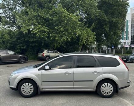 Сірий Форд Фокус, об'ємом двигуна 1.6 л та пробігом 205 тис. км за 5500 $, фото 4 на Automoto.ua