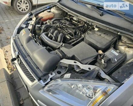 Серый Форд Фокус, объемом двигателя 1.6 л и пробегом 232 тыс. км за 5700 $, фото 5 на Automoto.ua